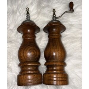 Vintage Wood Styson  Woodcrest Mid Century MCM Salt Shaker Pepper Mill